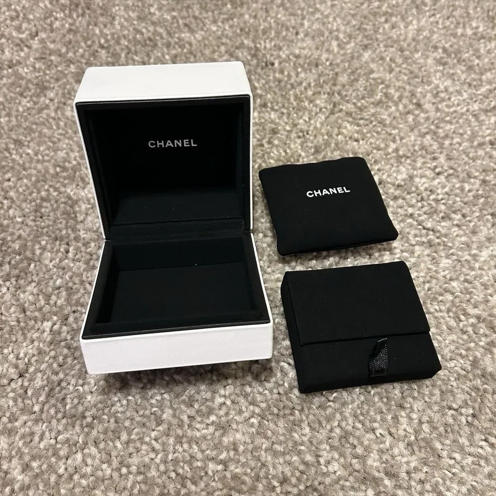 EMPTY REPLACEMENT INNER OUTER RING BOX / RIBBON / PILLOW - CHANEL 4